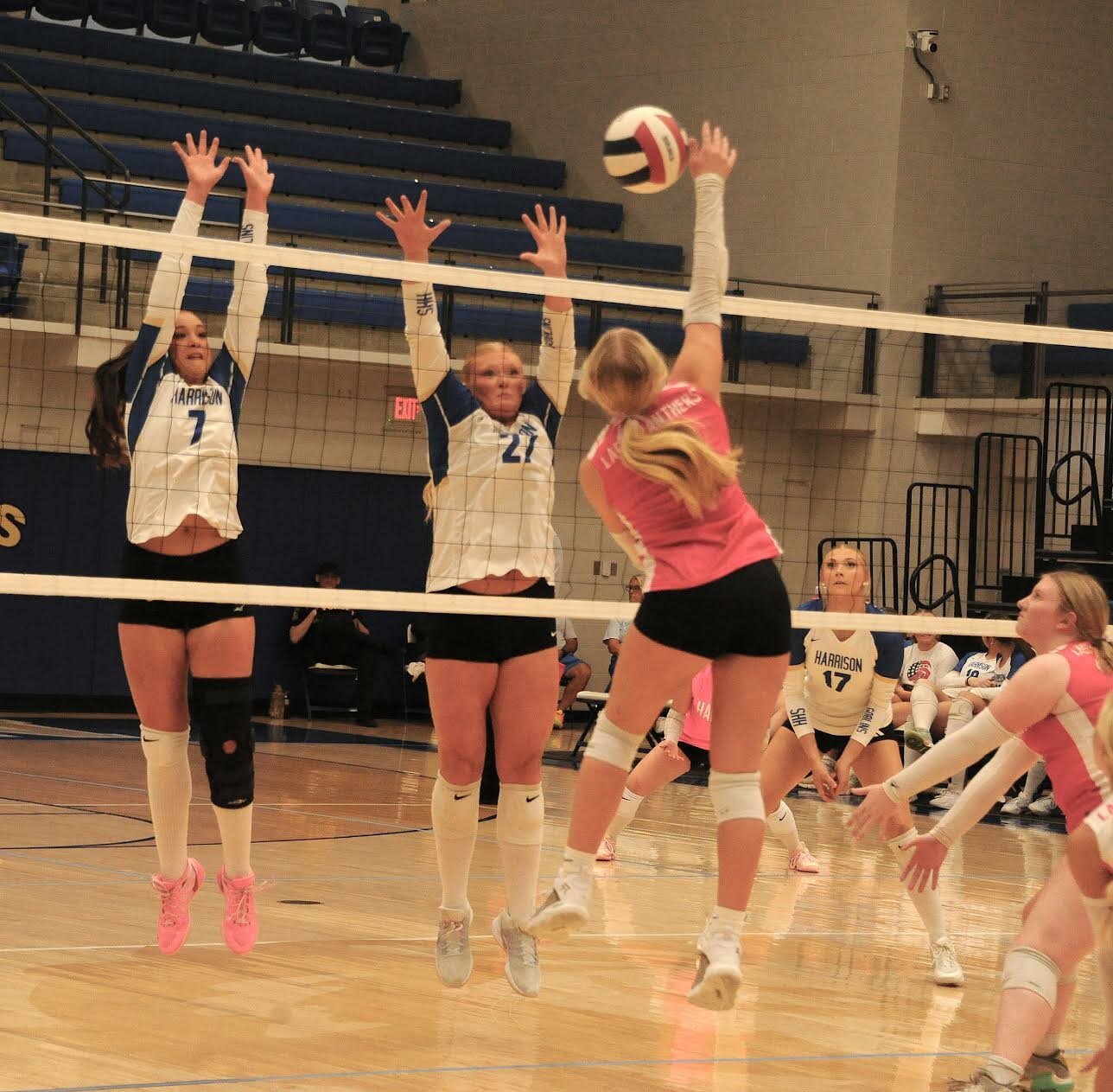 Harrison celebrates Senior Night with victory | Harrison Daily